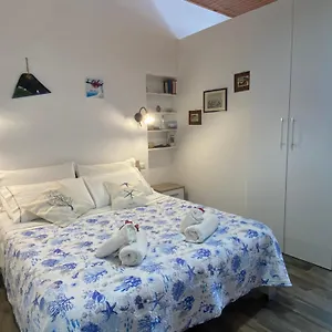 Centro Storico 5 Mins From Port Casa Celeste Appartement